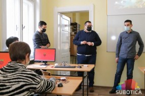 Novi informatički kabinet u Tehničkoj školi "Ivan Sarić"