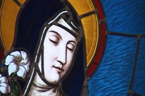 Restauriran vitraž svete Margarite