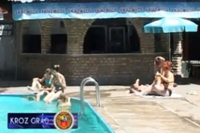 Uživanje na bazenima Kampinga