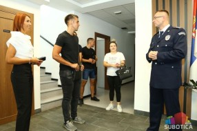 Mladi u direktnom kontaktu sa policijom upoznavali profesiju "plave uniforme"