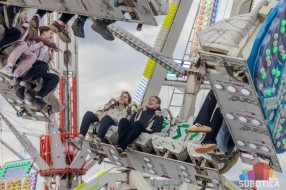 Panoramski točak od 40 metara i najluđe vožnje u mega luna-parku na Prozivci