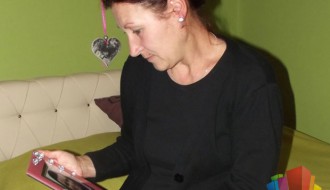 Majka nastradale devojčice: Ubistvo pevačice me podseća na ćerkino