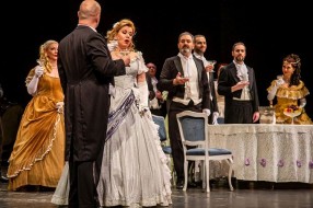 "Travijata" oduševila Subotičane