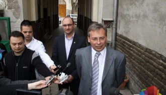 Više u kancelariji nego na odžaku