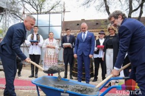 Položen kamen temeljac za Hrvatsku kuću