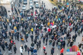 Protest na raskrsnici kod "Patrie", blokada saobraćaja na sat vremena - sve prošlo mirno