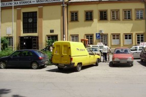 Kada će se urediti trg ispred Železničke stanice?