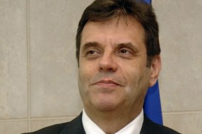 Sutra promocija knjige Vojislava Koštunice "Zašto Srbija a ne Evropska Unija"