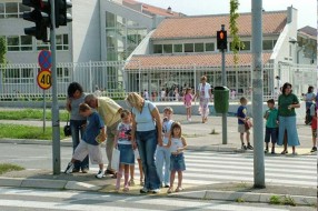 SBS: Deca treba da se upoznaju sa pravilima u saobraćaju