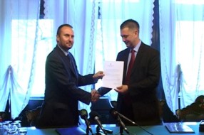 Sredstva za novu opremu za simultano prevođenje