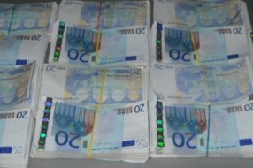 Sprečeno nedozvoljeno iznošenje 40.000 evra