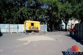 Počeli radovi na vraćanju spomenika Svetog trojstva