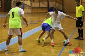 Mali fudbal: Četiri najbolje ekipe 47. novogodišnjeg turnira nastavljaju borbu za glavnu nagradu