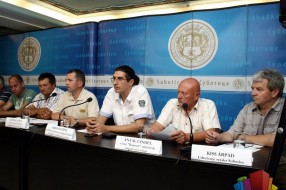 Poljoprivrednici prete blokadom puteva