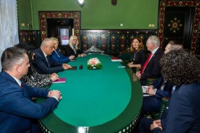Gradonačelnik Bakić ugostio ambasadora SAD, na stolu bile brojne tekuće teme