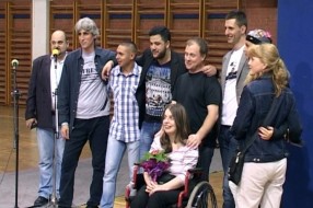 Bajmočanka Jovana Nedić zahvaljujući donacijama dobija nova invalidska kolica