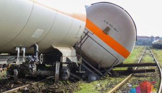 Tokom dana vraćanje na šine cisterne sa propilenom, situacija pod kontrolom