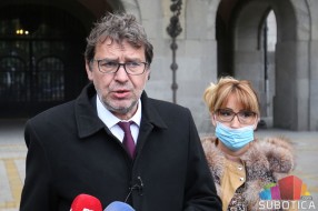 Odbornici DSHV negodovali zbog usvajanja promene Statuta