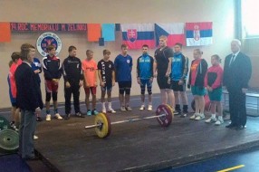 Dizači tegova Spartaka ekipno treći u Slovačkoj