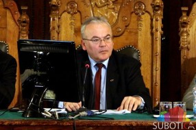 Subotici sleduje koaliciono "prestrojavanje"?
