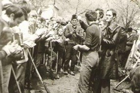 Drugarice i drugovi brigadiri, zdravo!