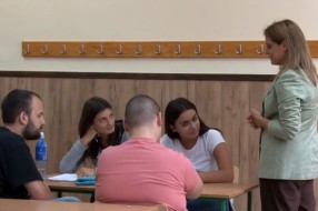 Razgovor sa mladima na temu šta nakon srednje škole
