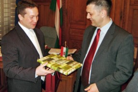 Uručenje nagrade Saši Vučiniću