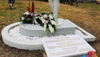 Atletičar Đuro Stantić dobio spomenik ispred porodične kuće