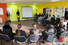 Mentorske sesije o rodnoj ravnopravnosti za učenice srednjih škola
