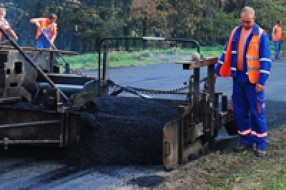 Radovi na presvlačenju asfalta