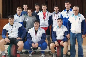 Nastup dizača tegova Spartaka na prvenstvu Vojvodine za (mlađe) seniore