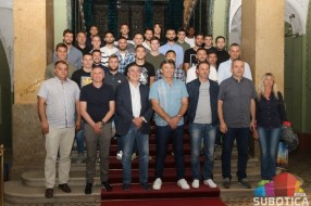 Gradonačelnik primio igrače i rukovodstvo FK "Spartak Ždrepčeva krv"