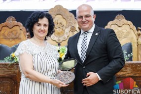 Odeljenje onkologije Opšte bolnice dobitnik nagrade „Pro urbe“