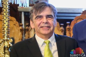 Endre Šili: Kad krenem na put okrenem se da još jednom vidim toranj Gradske kuće