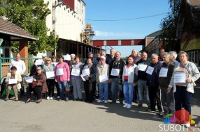 Protest radnika "Agroseme-Panonija" nastavljen i tokom noći