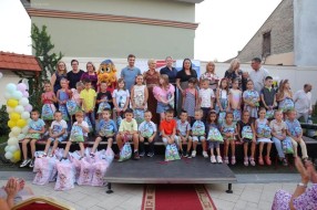 Za učenike prvih razreda osnovnih i srednjih škola upriličen prijem u Hrvatskoj kući