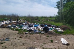 Divlja deponija kod natputnjaka Y kraka