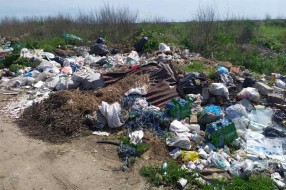 Divlja deponija kod natputnjaka Y kraka