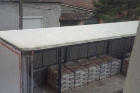 Povremeno neprohodan put zbog istovara u ulici Branka Radičevića
