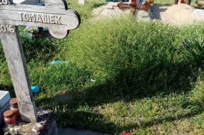 Zapušteno Pravoslavno groblje u Dudovoj šumi