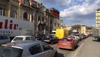 Velike gužve u saobraćaju