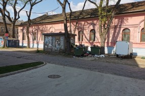Nedovoljno kontejnera za potrebe nove zgrade u Ulici Bartola Kasića