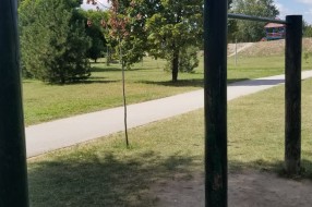 Dodatne sprave za treniranje u parku na Prozivci