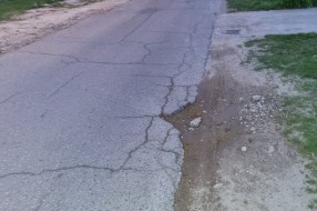 Oštećenje kolovoza u ulici Laze Mamužića