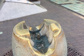 Zašto ne radi mala fontana za pijaću vidu na Đinđicevom trgu?