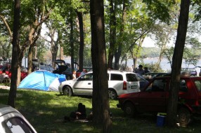 Kampovanje na zelenoj površini (1. maj - Palić)