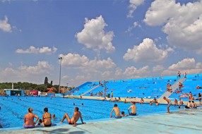 Kontrola osnovne higijene posetilaca otvorenog bazena u Dudovoj šumi