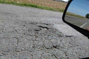 Oštećenje kolovoza na putu Žednik - Đurđin