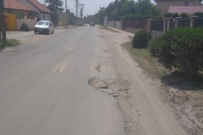 Rupe na glavnom putu na Makovoj sedmici