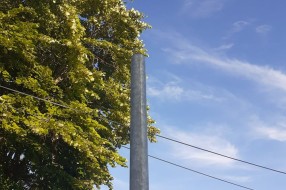 Neko je uklonio saobraćajne znakove za jednosmernu ulicu (Marka Oreškovića)